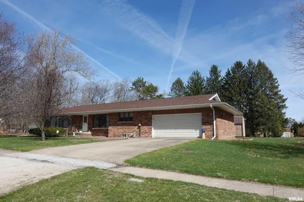 $212,000 | 233 South Sparta Street, Wataga, IL 61488