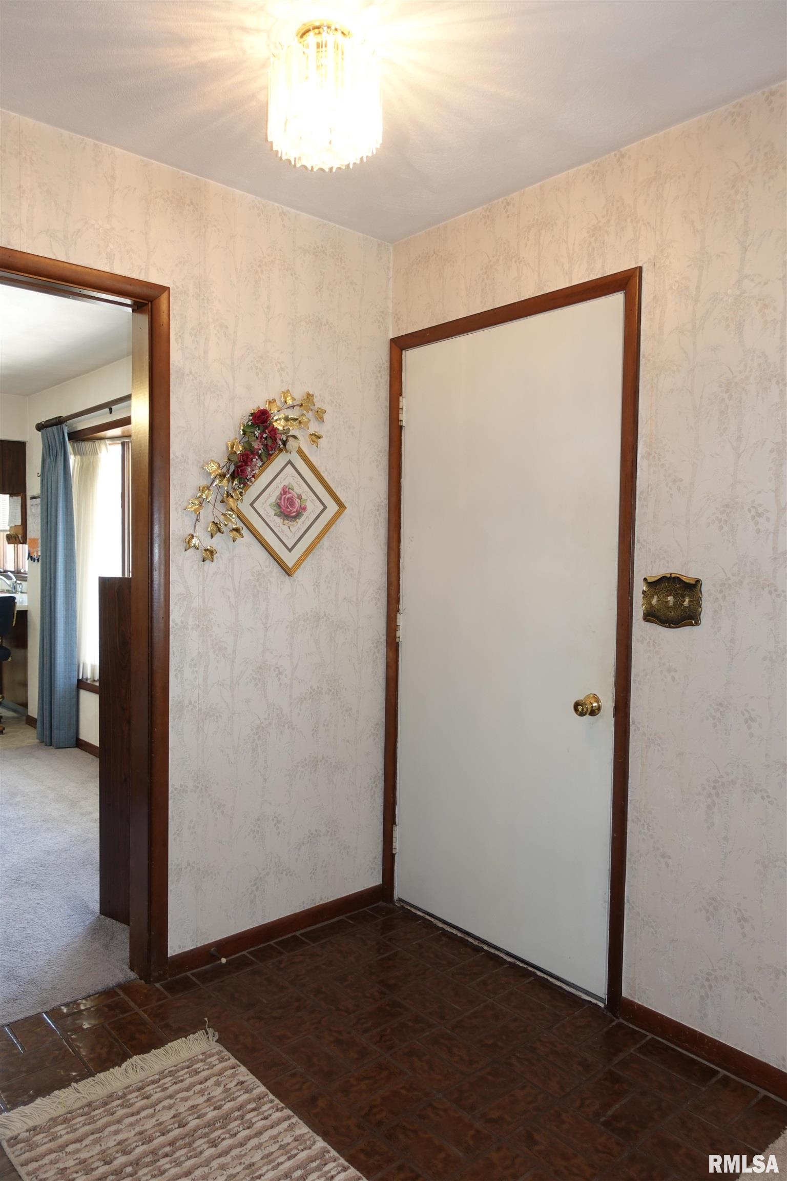 233 South Sparta Street Wataga, IL 61488 - Photo 7 of 42