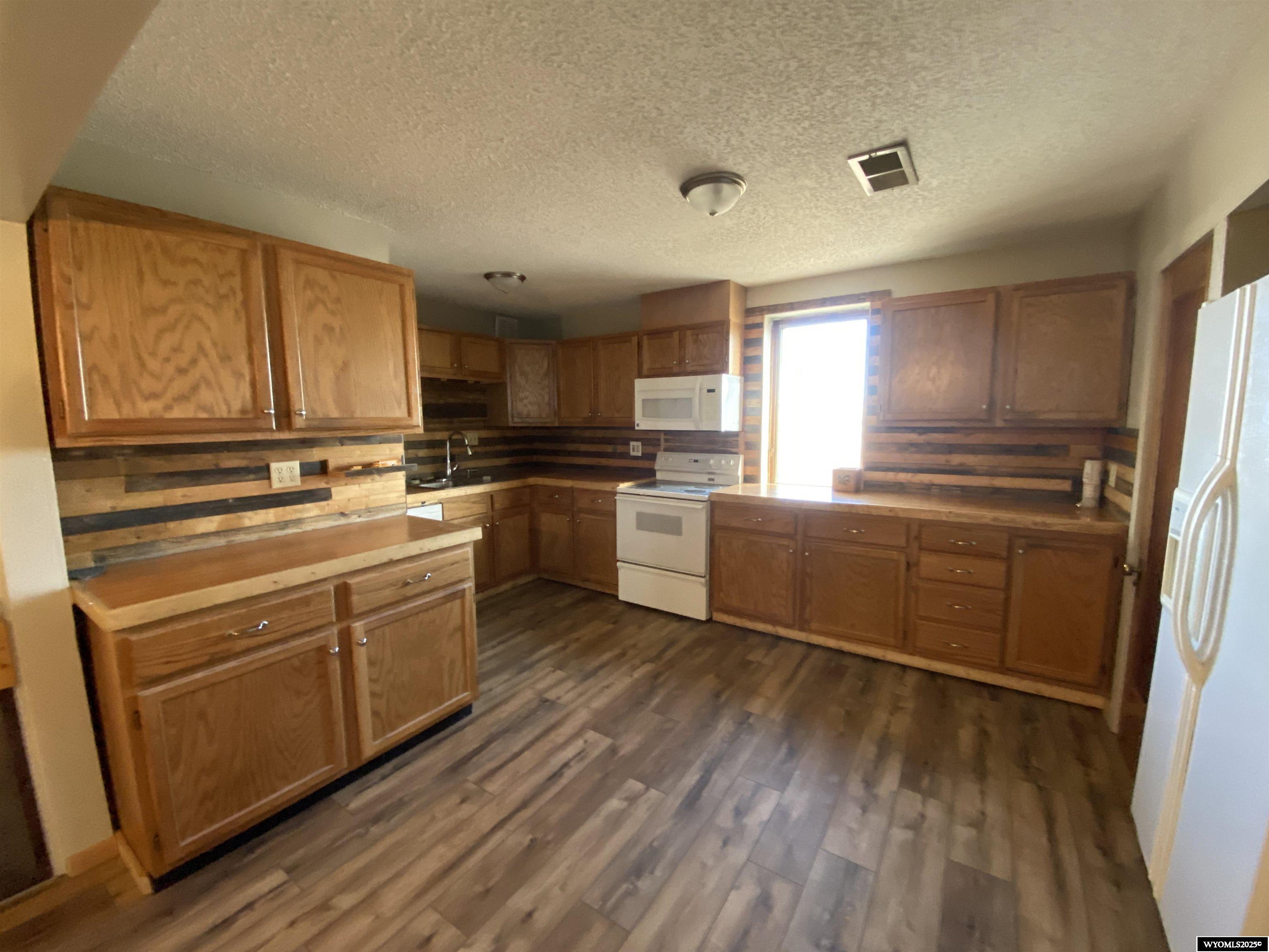 6 Sandy Drive Shoshoni, WY 82649 - Photo 10 of 26