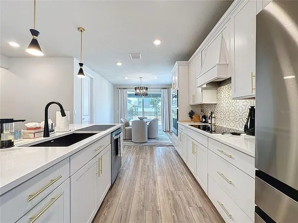 $499,900 | 6514 Barnstorm Way, St. Cloud, FL 34771