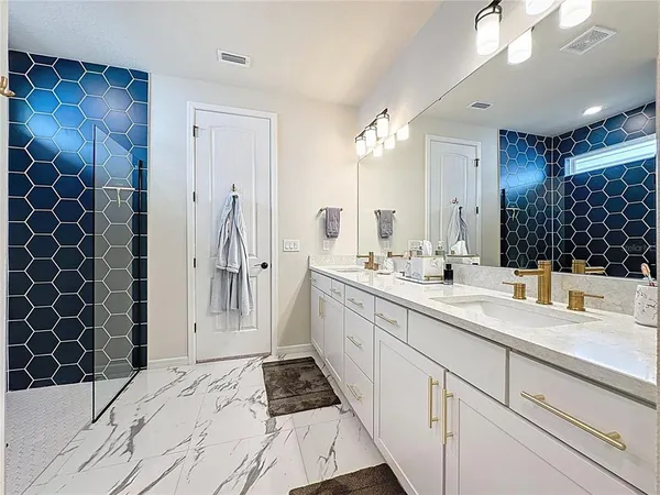 $499,900 | 6514 Barnstorm Way, St. Cloud, FL 34771