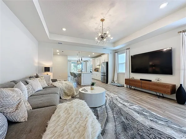 $499,900 | 6514 Barnstorm Way, St. Cloud, FL 34771