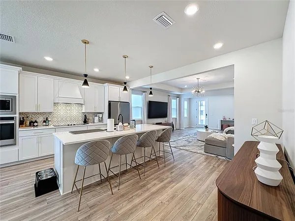 $499,900 | 6514 Barnstorm Way, St. Cloud, FL 34771