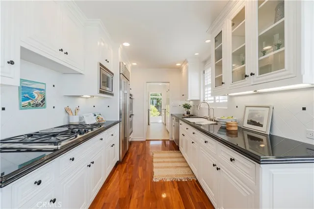 $6,900 | 426 VÃa La Selva, Torrance, CA 90277