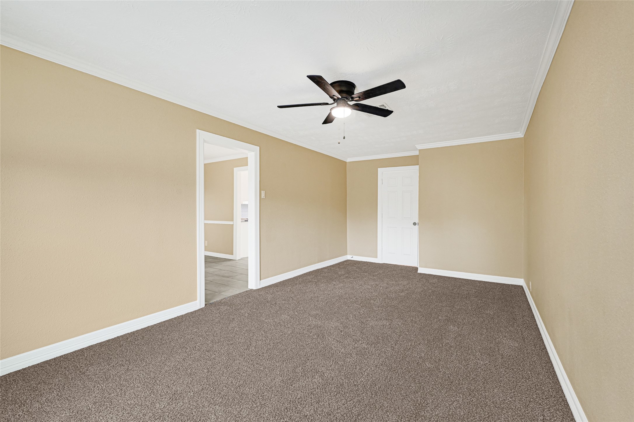 8526 Vennard Road Houston, TX 77034 - Photo 16 of 22 a view of an empty room