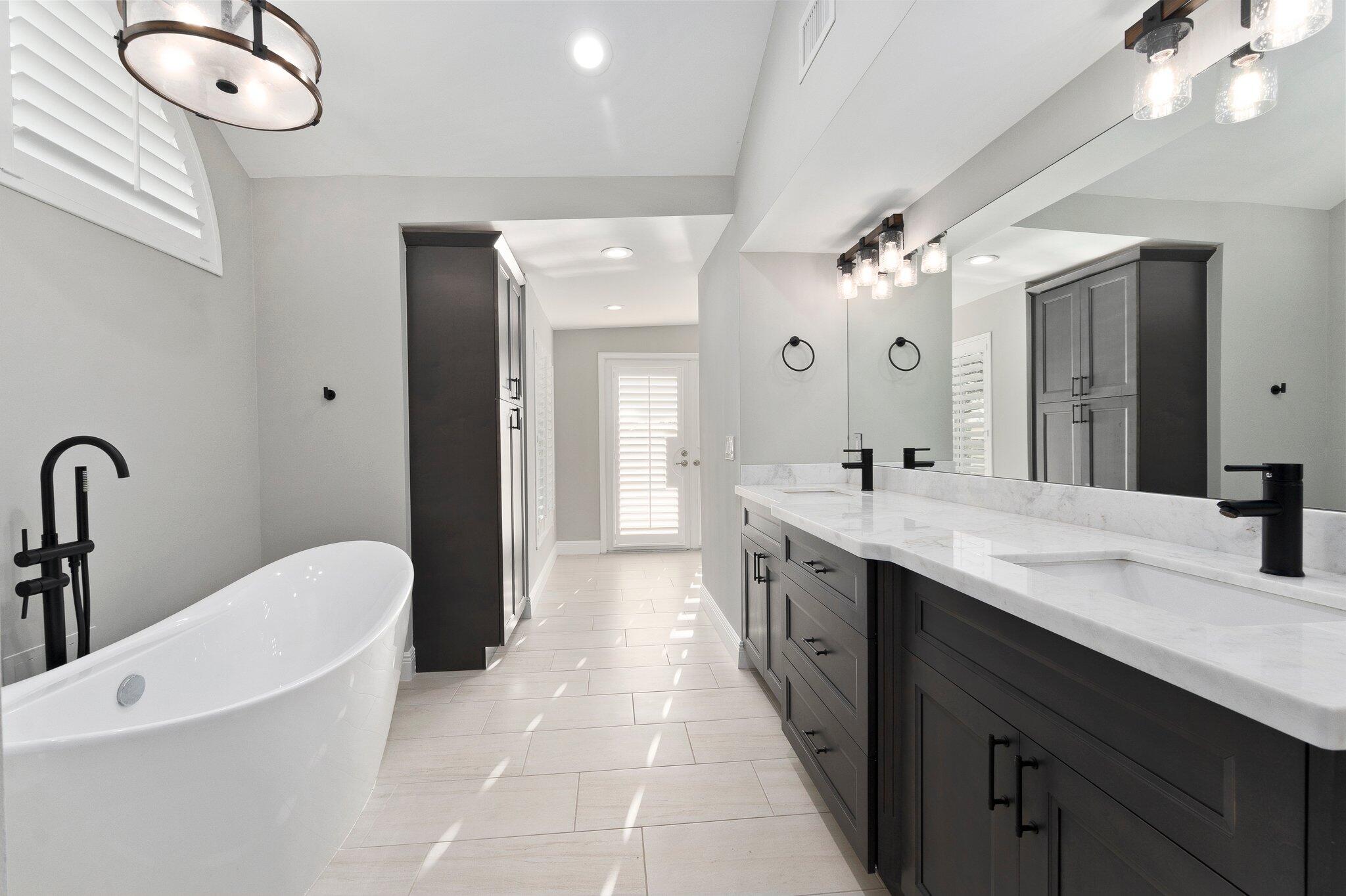 611 Southwest Timber Trail Stuart, FL 34997 - Photo 24 of 56 Master Bathroom