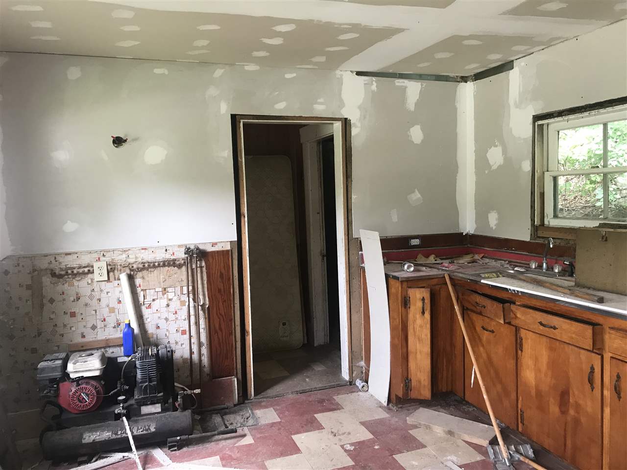 251 Power House Road Canaan, VT 05903 - Photo 8 of 18