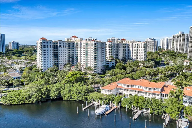 $6,950 | 19900 East Country Club Drive, Unit 1003, Aventura, FL 33180