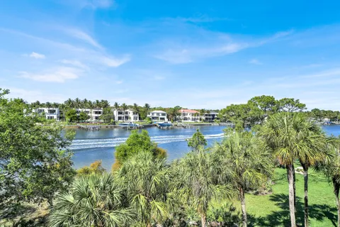 $639,900 | 1001 Seafarer Circle, Unit 405, Jupiter, FL 33477