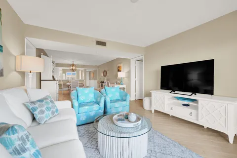 $639,900 | 1001 Seafarer Circle, Unit 405, Jupiter, FL 33477