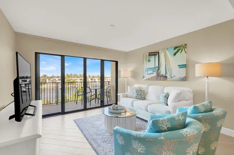 $639,900 | 1001 Seafarer Circle, Unit 405, Jupiter, FL 33477
