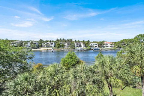 $639,900 | 1001 Seafarer Circle, Unit 405, Jupiter, FL 33477