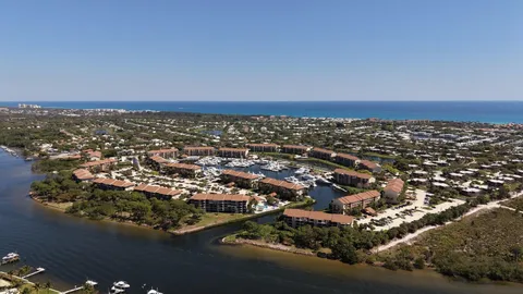 $639,900 | 1001 Seafarer Circle, Unit 405, Jupiter, FL 33477