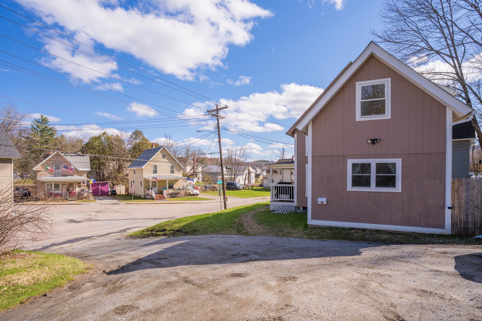 2 Farwell Street Barre, VT 05641 - Photo 27 of 37