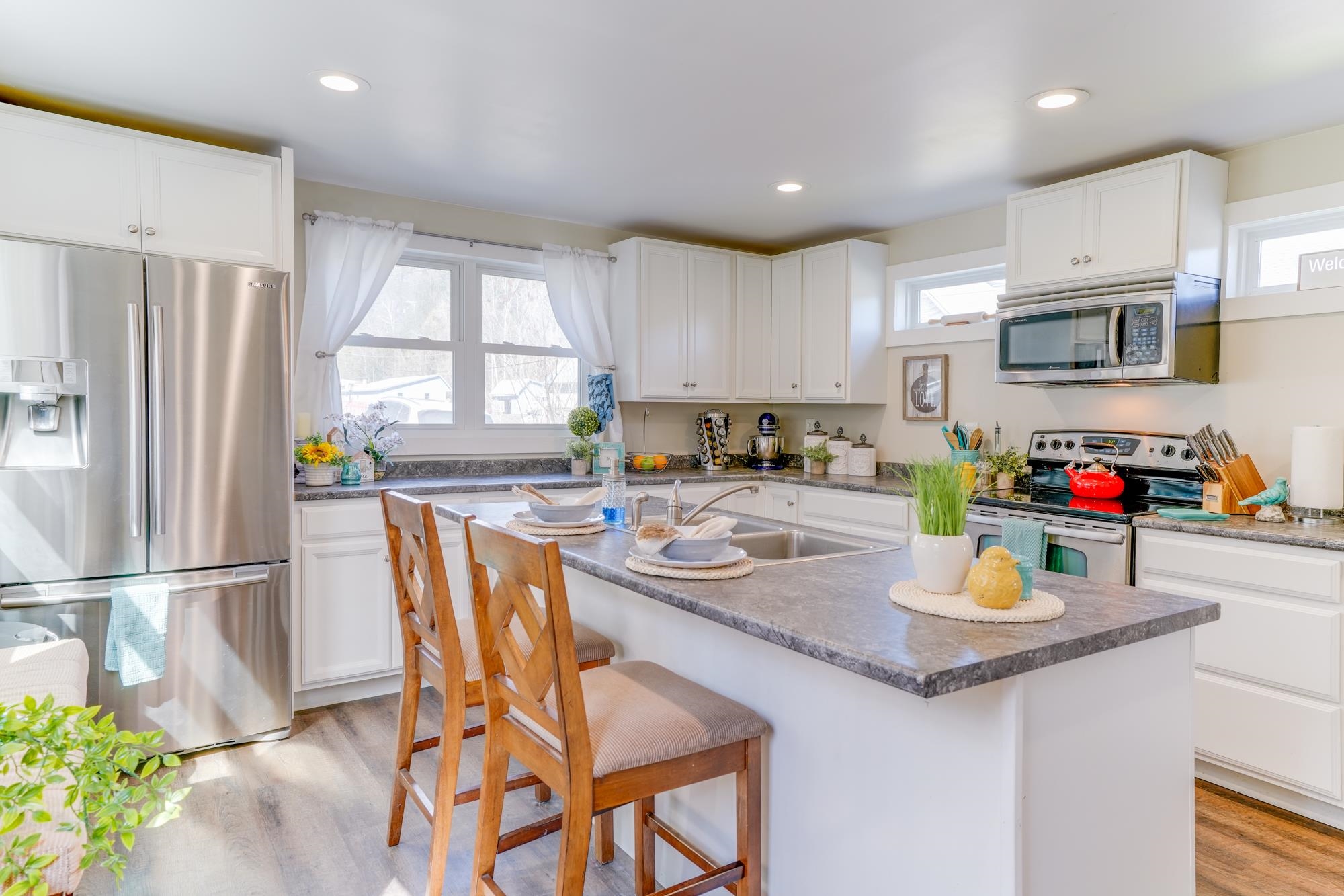 2 Farwell Street Barre, VT 05641 - Photo 7 of 37