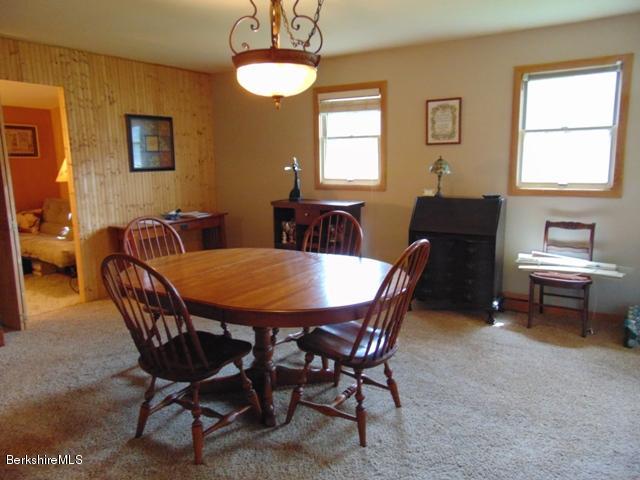 11 Constitution Road Pittsfield, MA 01201 - Photo 13 of 29 11 Constitution (27)