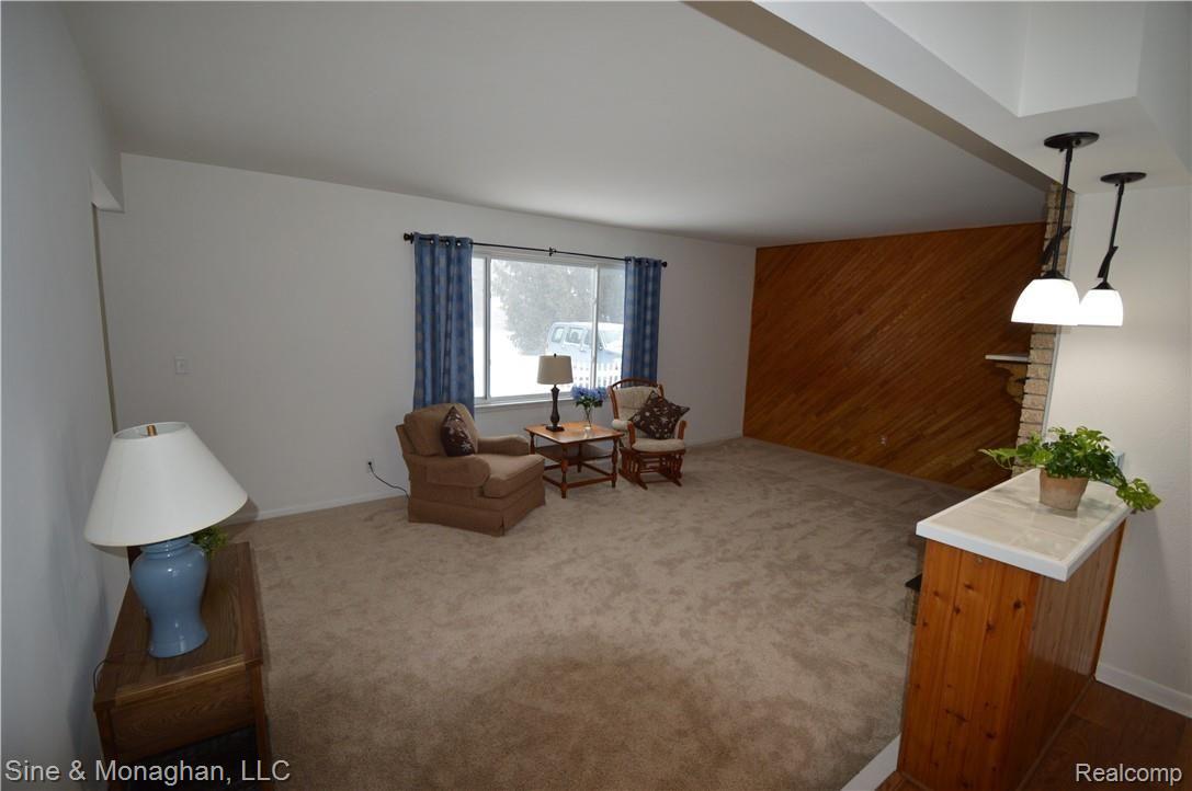 8559 Stone Road Algonac, MI 48001 - Photo 14 of 33 054.JPG
