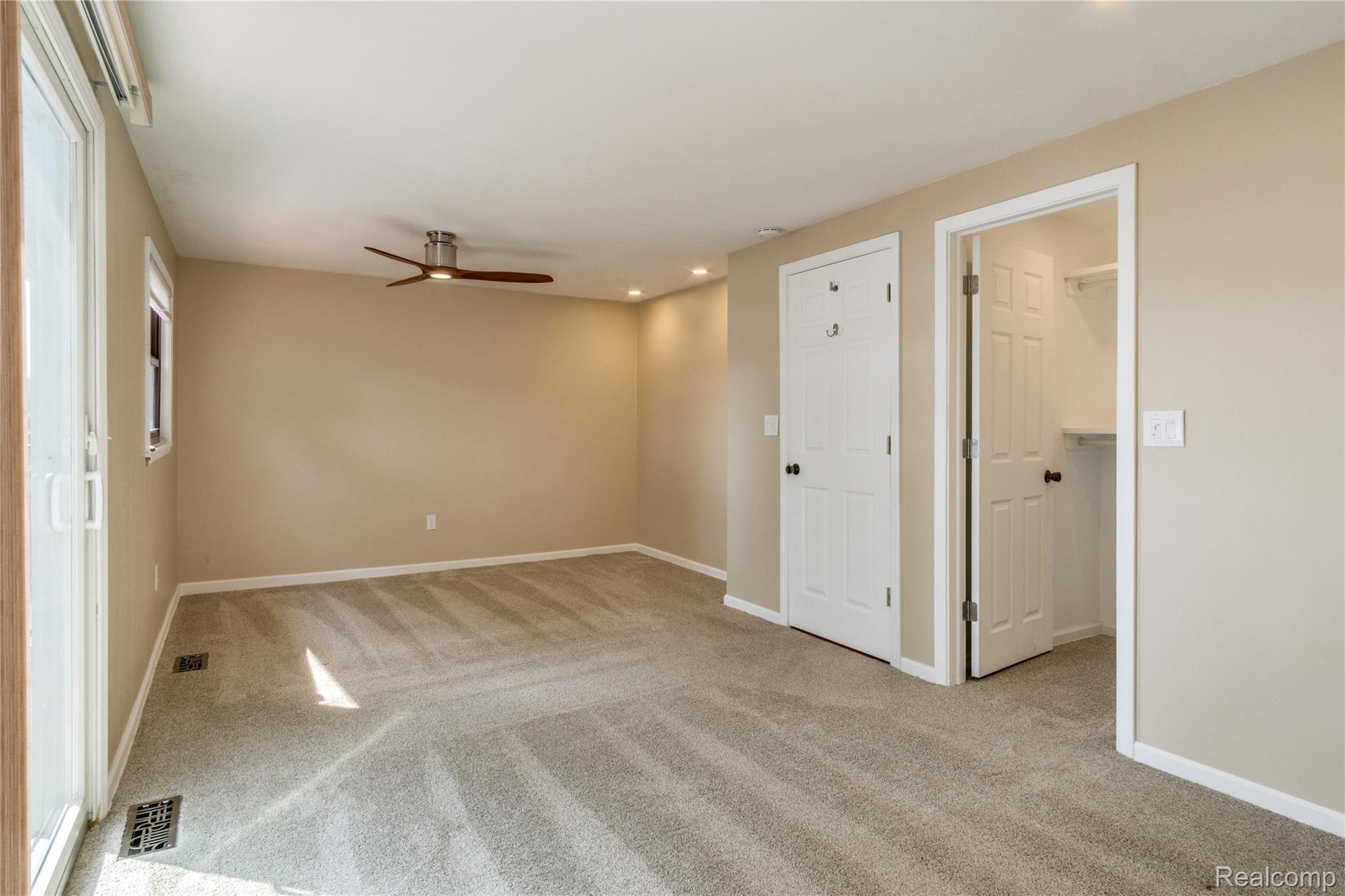 15495 Whitaker Road Linden, MI 48451 - Photo 21 of 40 Interiors (22 of 32).jpg