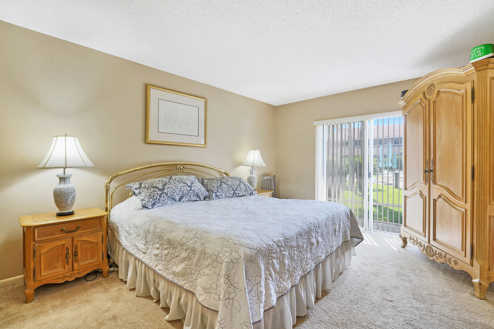 1100 Surf Road, Unit 106 Singer Island, FL 33404 - Photo 9 of 39 master bedroom