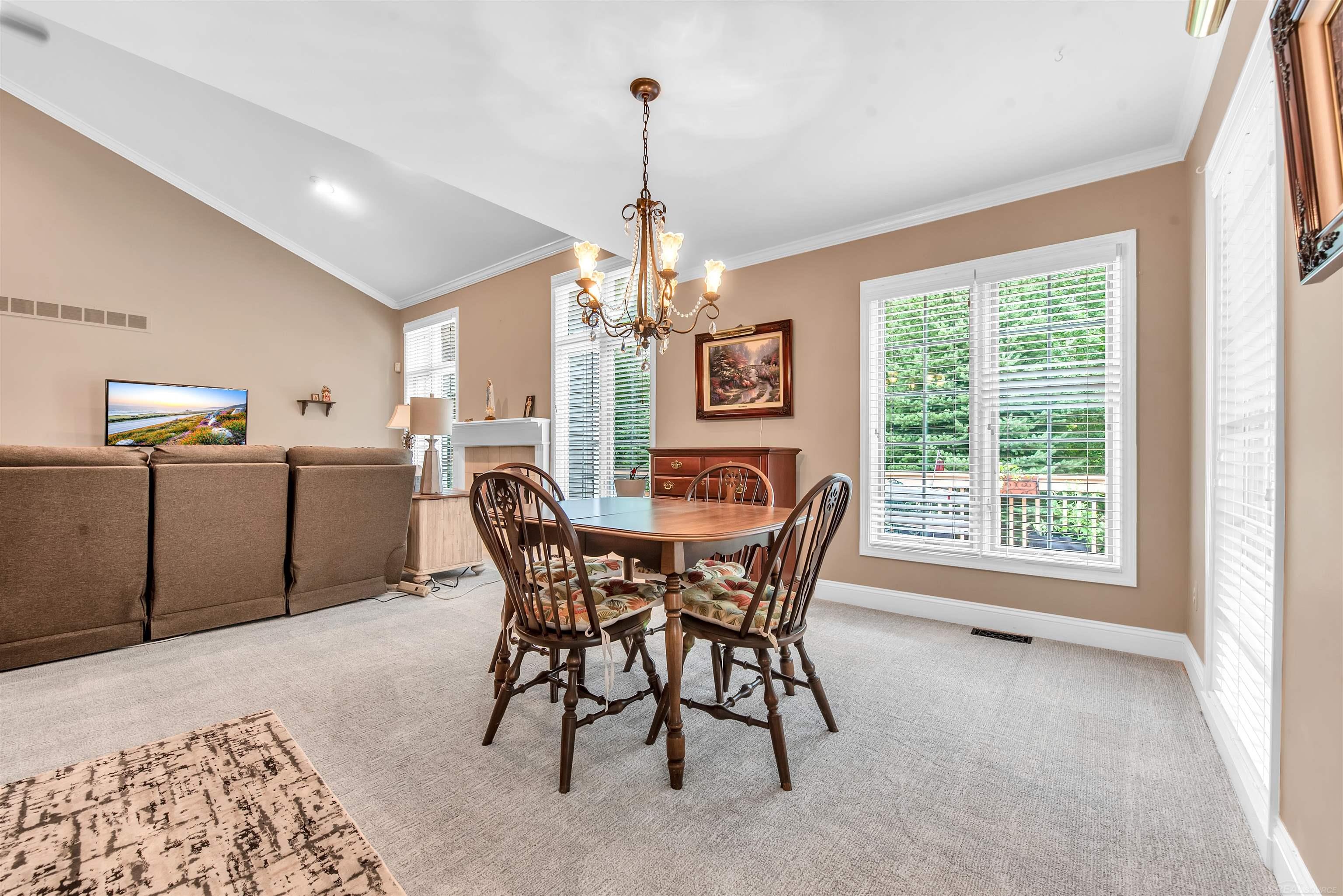 3111 Fairgrove Terrace Rochester, MI 48309 - Photo 10 of 35 50083664-9.JPG