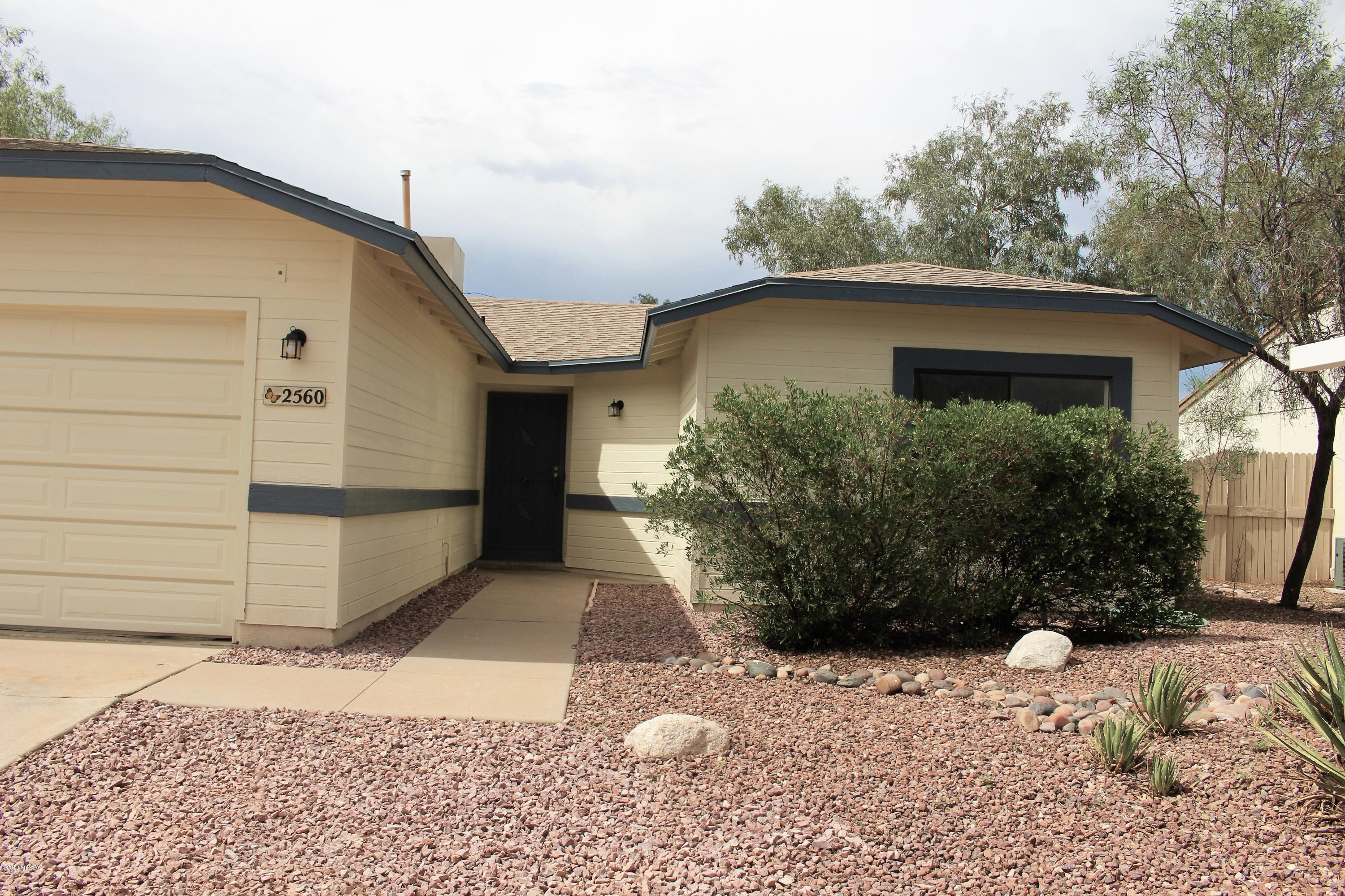 2560 West Fanbrook Road Tucson, AZ 85741 - Photo 2 of 24