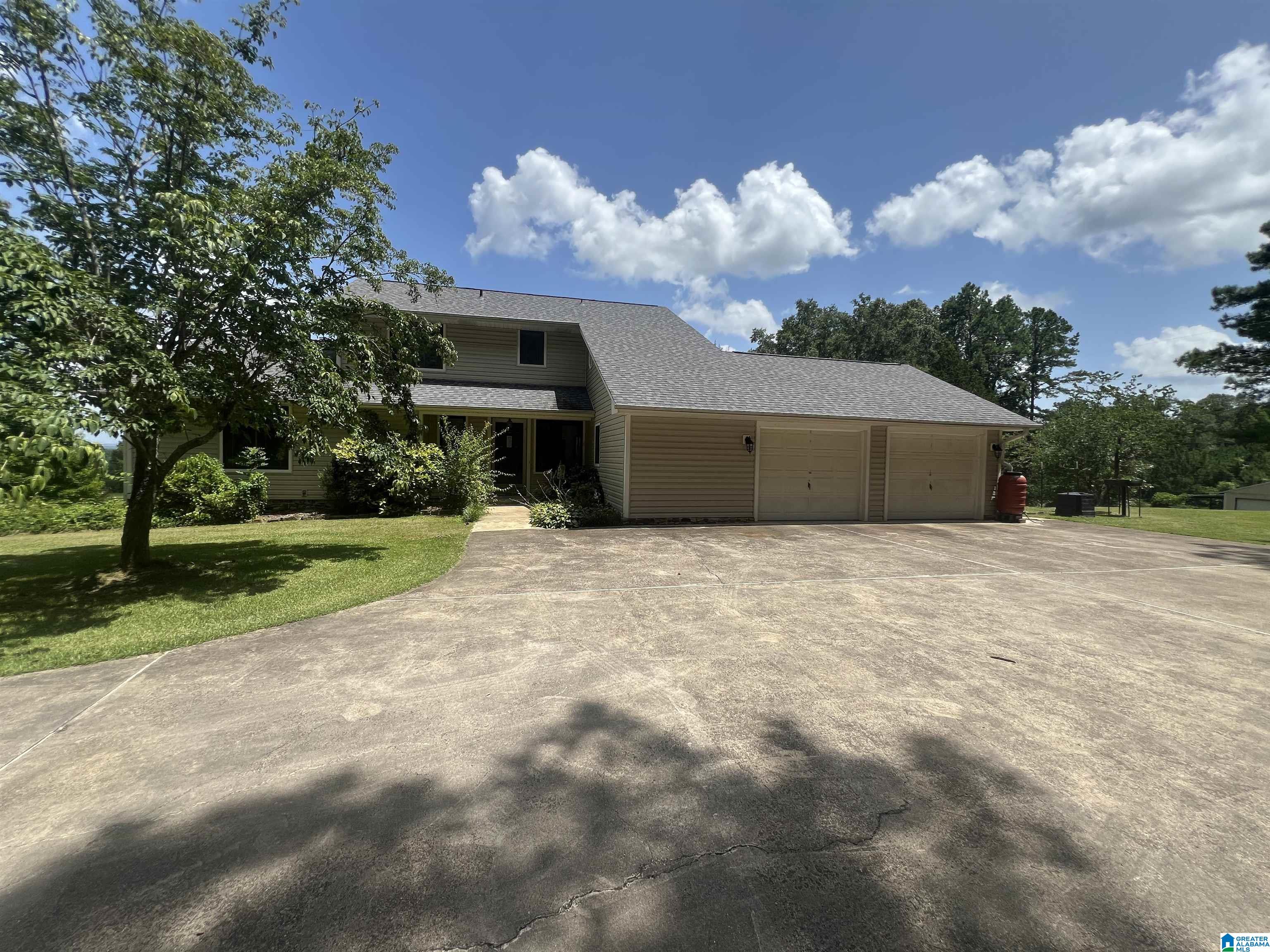 495 Burtram Road Springville, AL 35146 - Photo 3 of 50