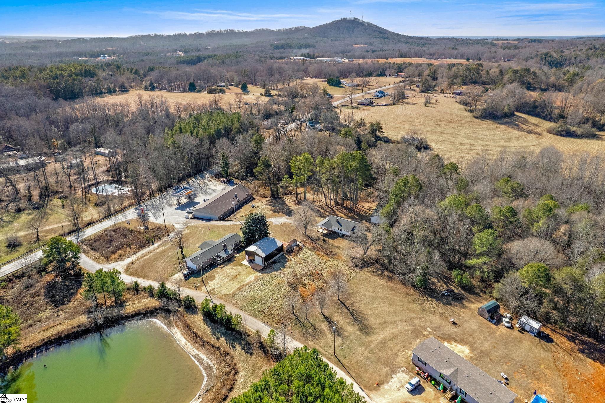 117 B Hunter Road Pickens, SC 29671 - Photo 4 of 10