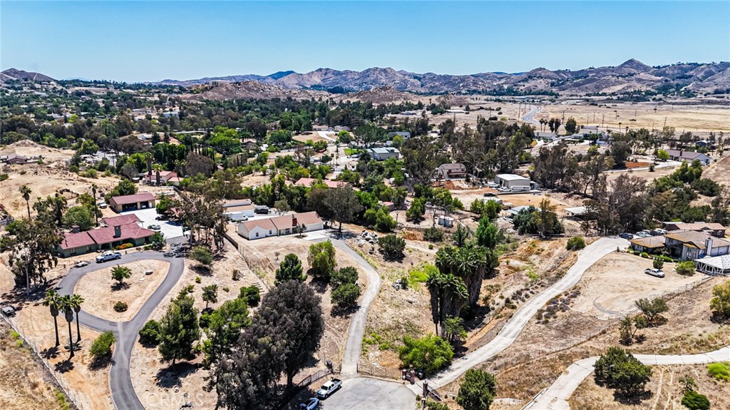 18570 Halter Lane Riverside, CA 92504 - Photo 36 of 63