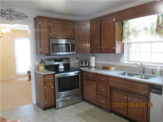 265 Cheshire Road Clarksville, TN 37043 - Photo 11 of 20 Gallery Image 11