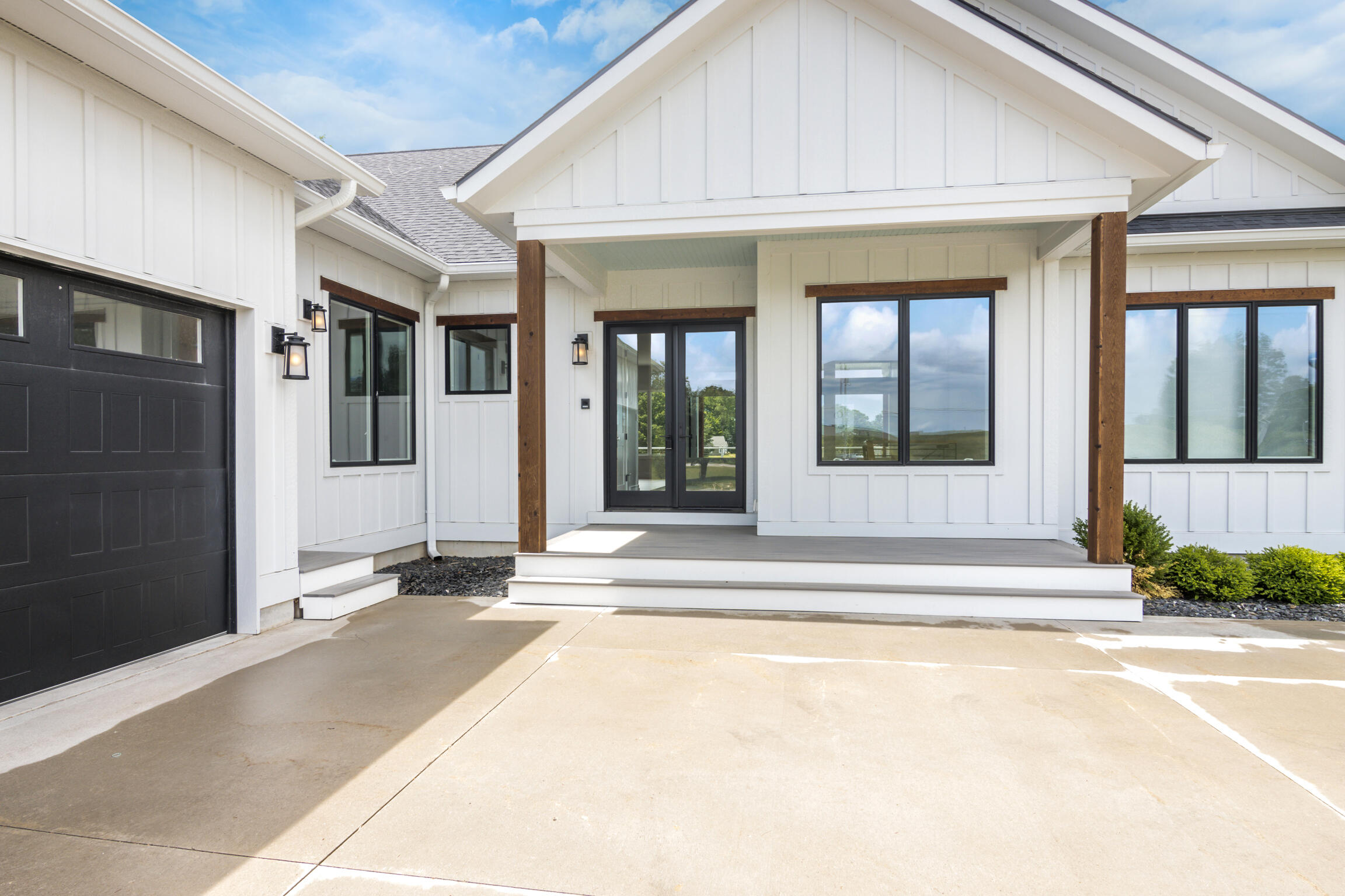 504 South East Silver Lake Road Traverse City, MI 49685 - Photo 8 of 71 Greenup (4)