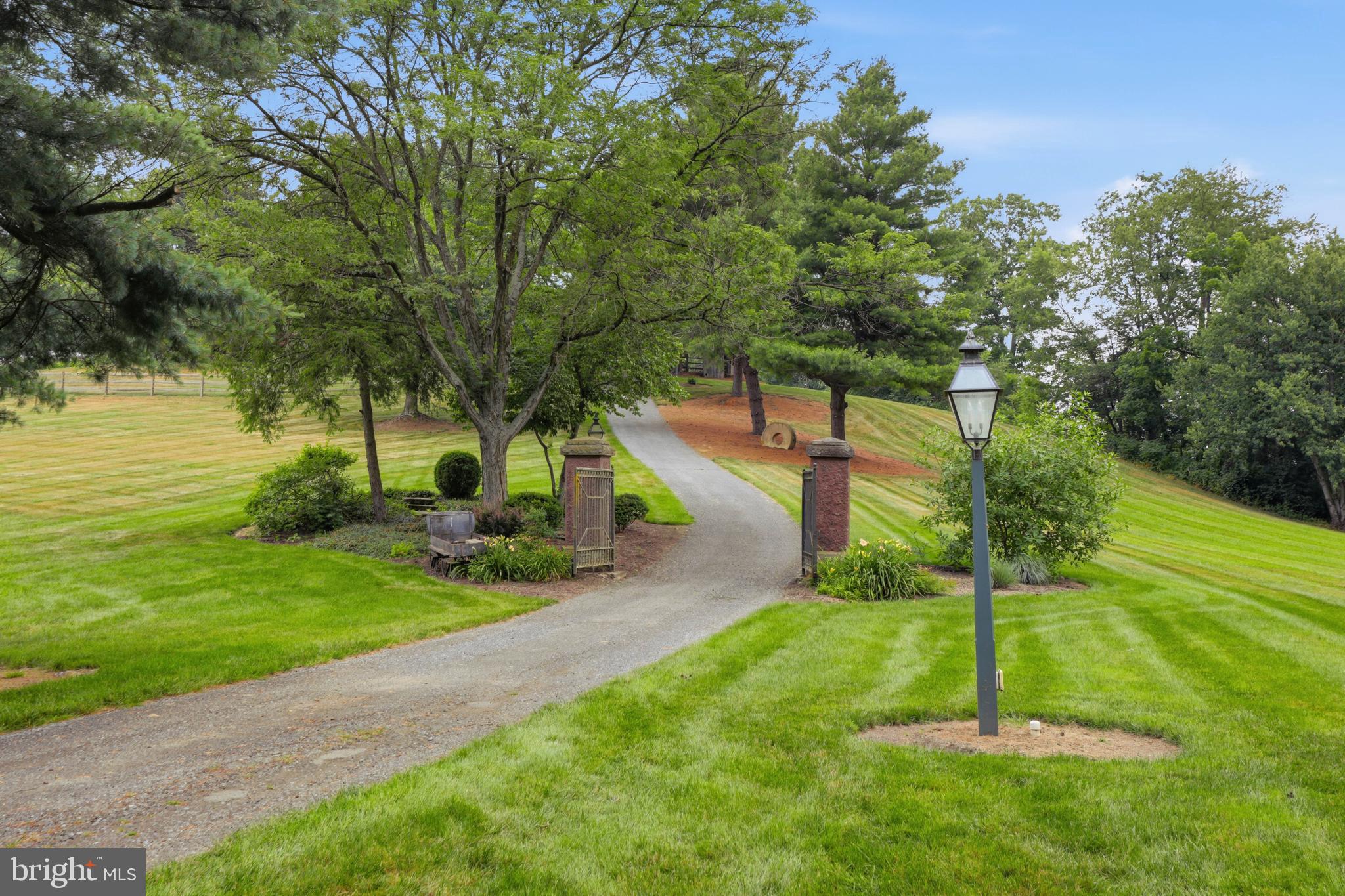 3646 Meadow View Road Manheim, PA 17545 - Photo 12 of 56 Gated entrance