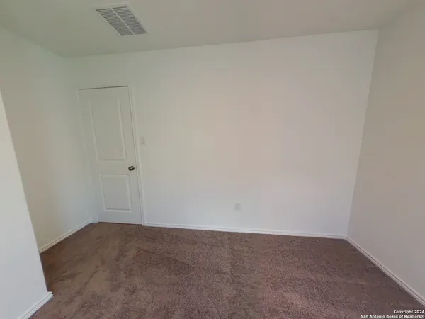 $1,500 | 714 Paul Canyon, San Antonio, TX 78253