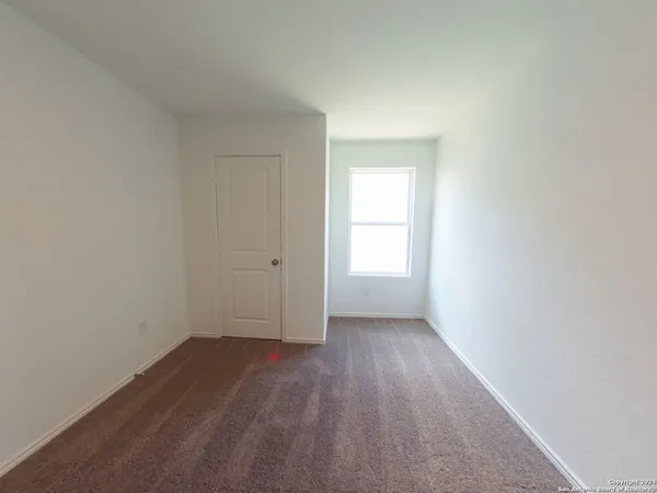 $1,500 | 714 Paul Canyon, San Antonio, TX 78253