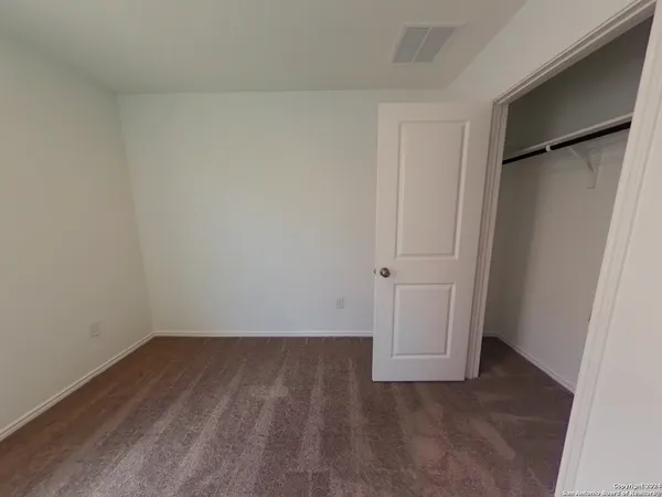 $1,500 | 714 Paul Canyon, San Antonio, TX 78253