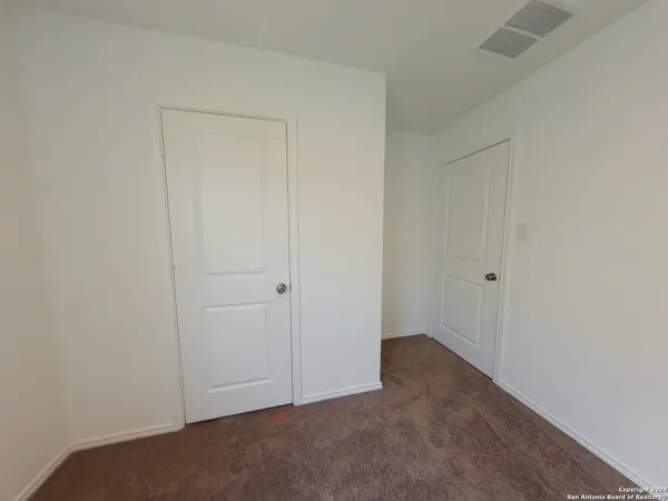 $1,500 | 714 Paul Canyon, San Antonio, TX 78253
