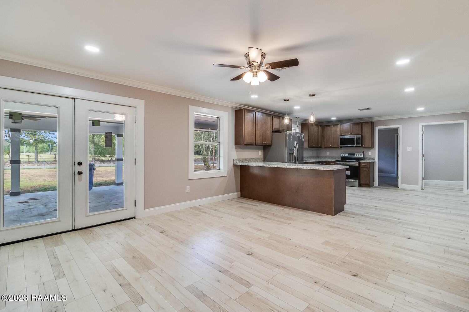 890 Heidi B Road Opelousas, LA 70570 - Photo 4 of 14 890 Heidi B-2