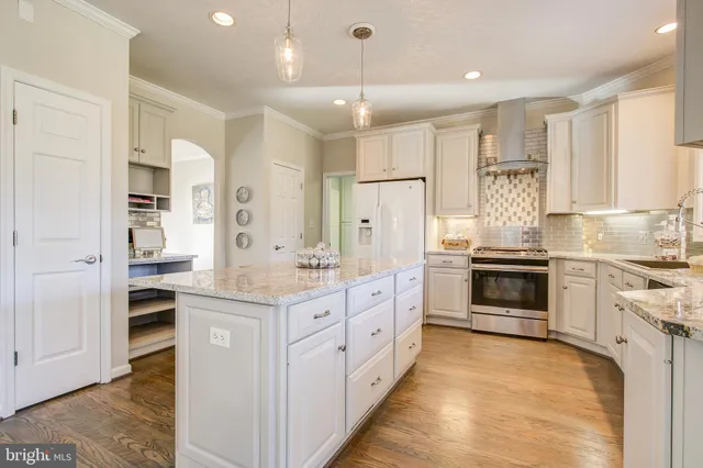 $6,500 | 710 Parrish Farm Lane, Great Falls, VA 22066