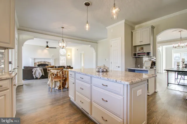 $6,500 | 710 Parrish Farm Lane, Great Falls, VA 22066