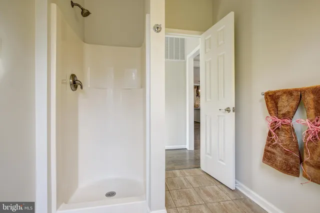 $6,500 | 710 Parrish Farm Lane, Great Falls, VA 22066