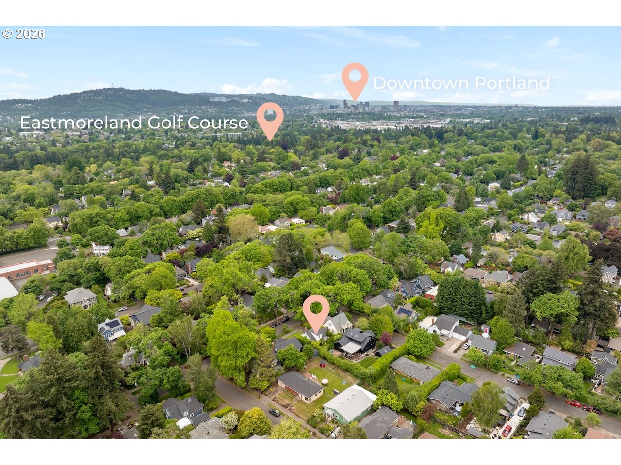 7416 Southeast 36th Avenue Portland, OR 97202 - Photo 41 of 45 a view of a area with green field