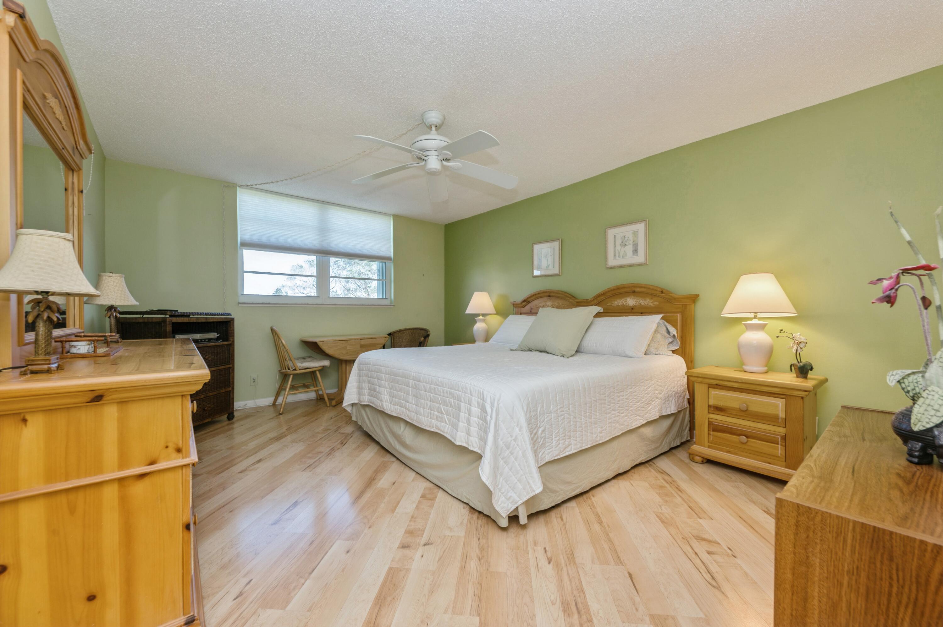 5500 Northwest 2nd Avenue, Unit 324 Boca Raton, FL 33487 - Photo 7 of 17 10_5500-NW-2nd-Ave_Apt-324_Primary-Bedro