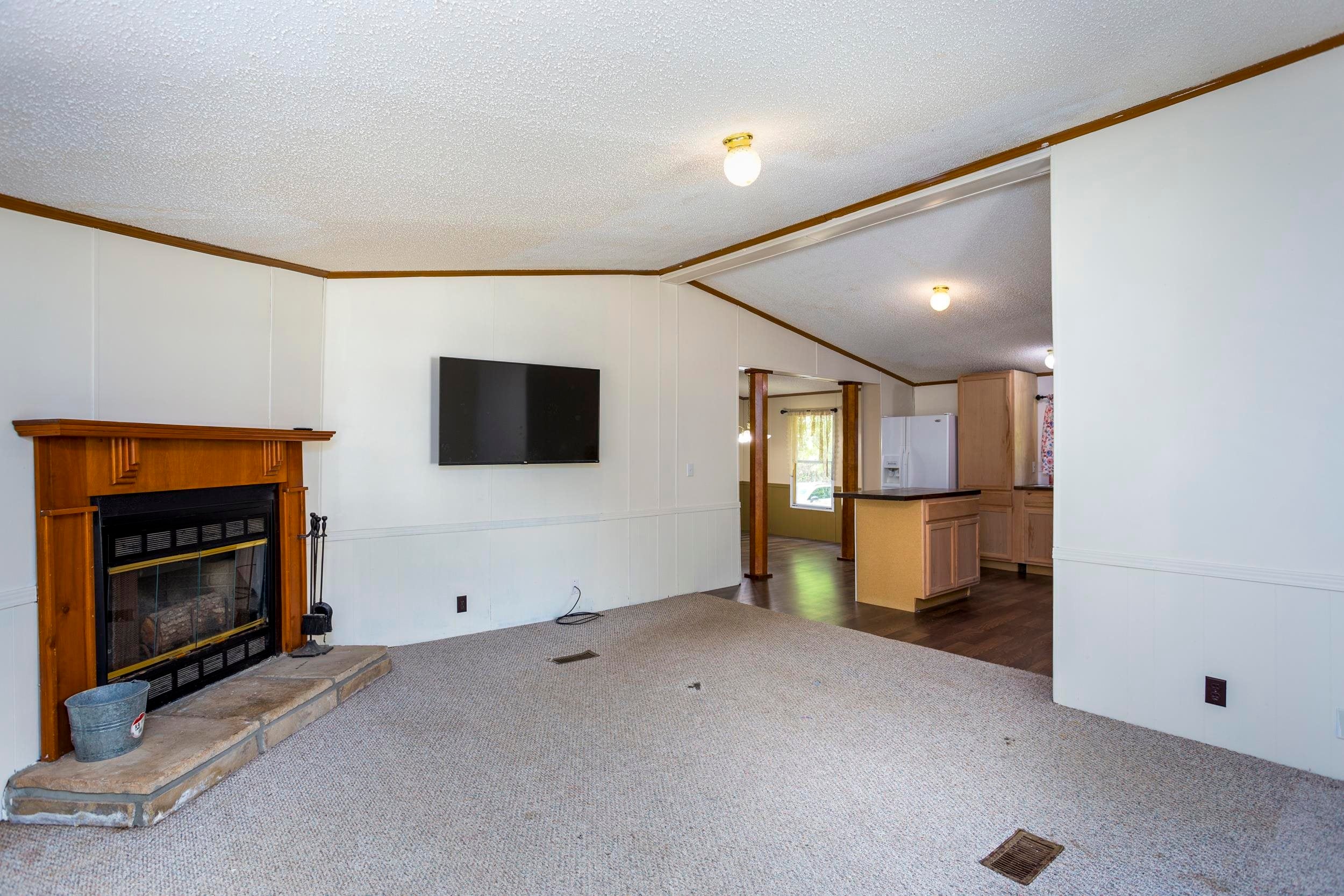 3473 Fudges Creek Road Milton, WV 25541 - Photo 27 of 32 Gallery Image 27