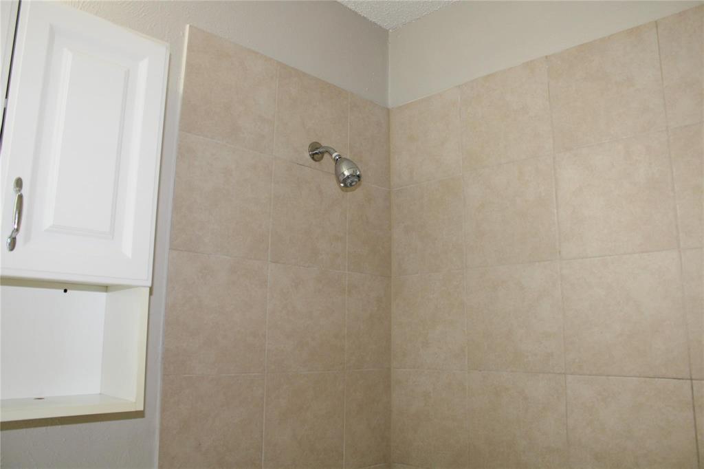 10500 Lake June Road, Unit I07 Dallas, TX 75217 - Photo 13 of 15