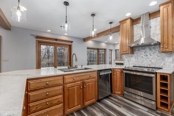 $470,000 | 1631 Timber Lane, Ottawa, IL 61350