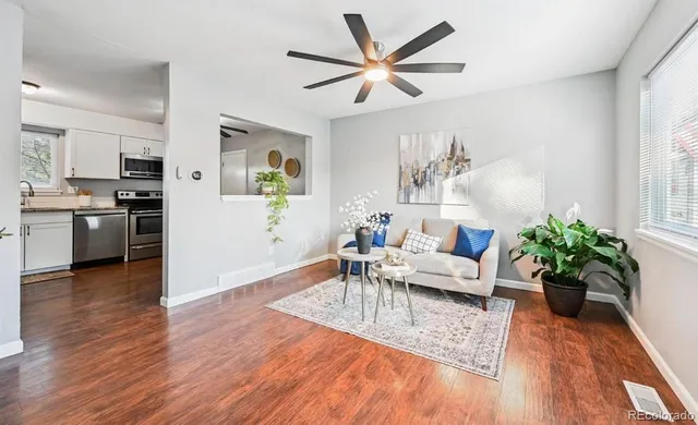 $1,995 | 216 Chaucer Court, Colorado Springs, CO 80916