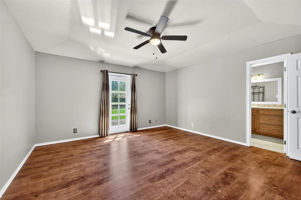 1610 Idlewood Drive Sherman, TX 75092 - Photo 21 of 31 a view of an empty room with a window