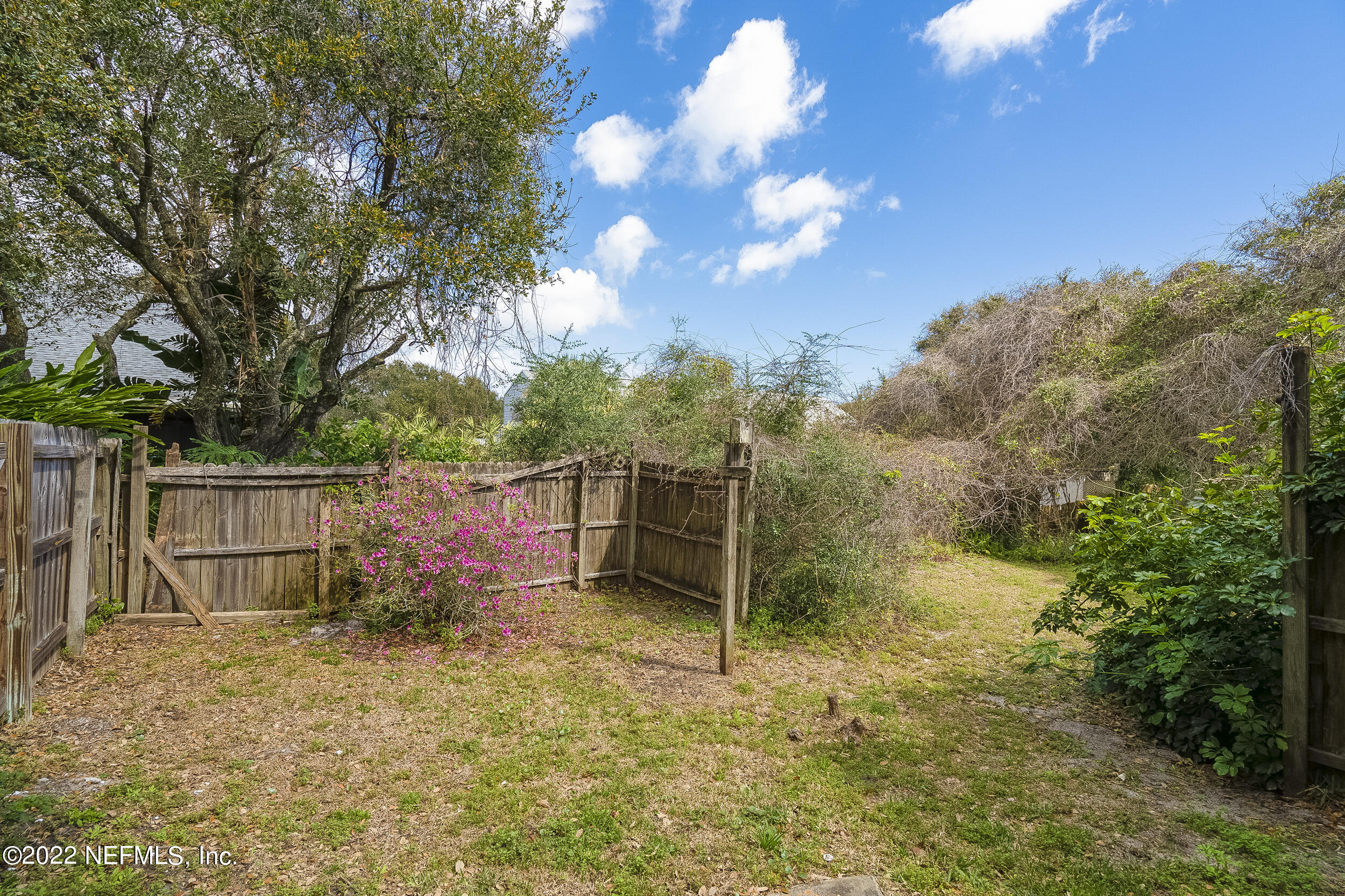 3403 Sanddollar Court St. Augustine, FL 32084 - Photo 26 of 47 a view of a backyard