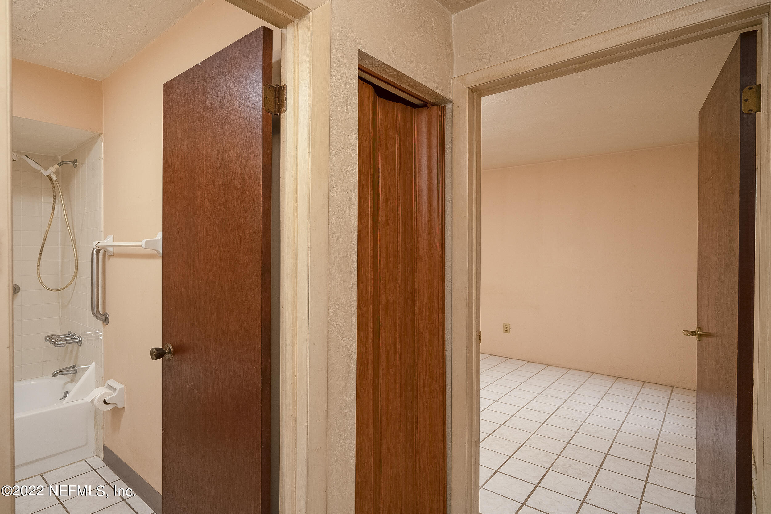 3403 Sanddollar Court St. Augustine, FL 32084 - Photo 30 of 47 a view of bathroom with a shower and a toilet