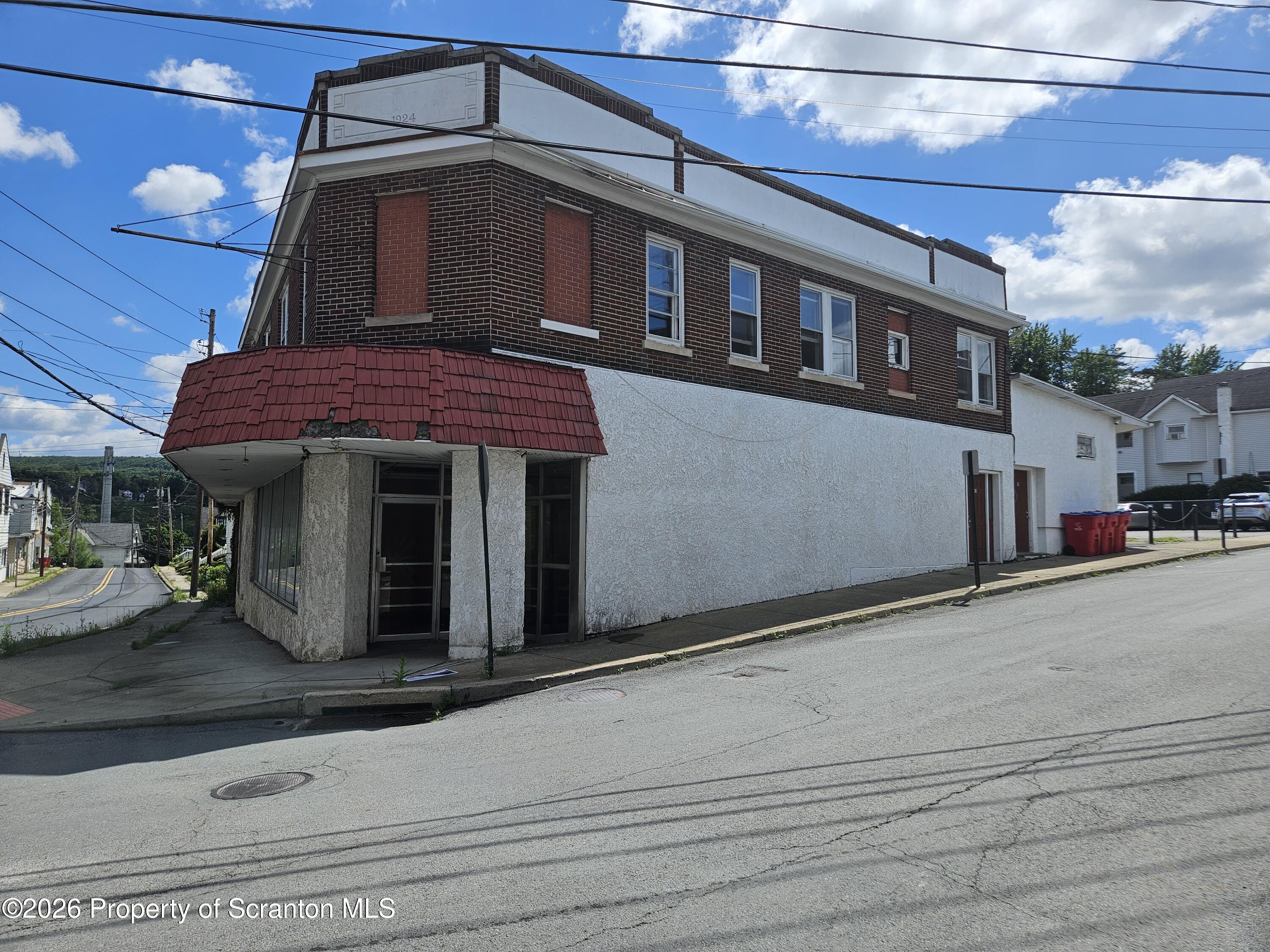 61 Fallbrook Street, Unit 4 Carbondale, PA 18407 - Photo 1 of 12 20260821_123718