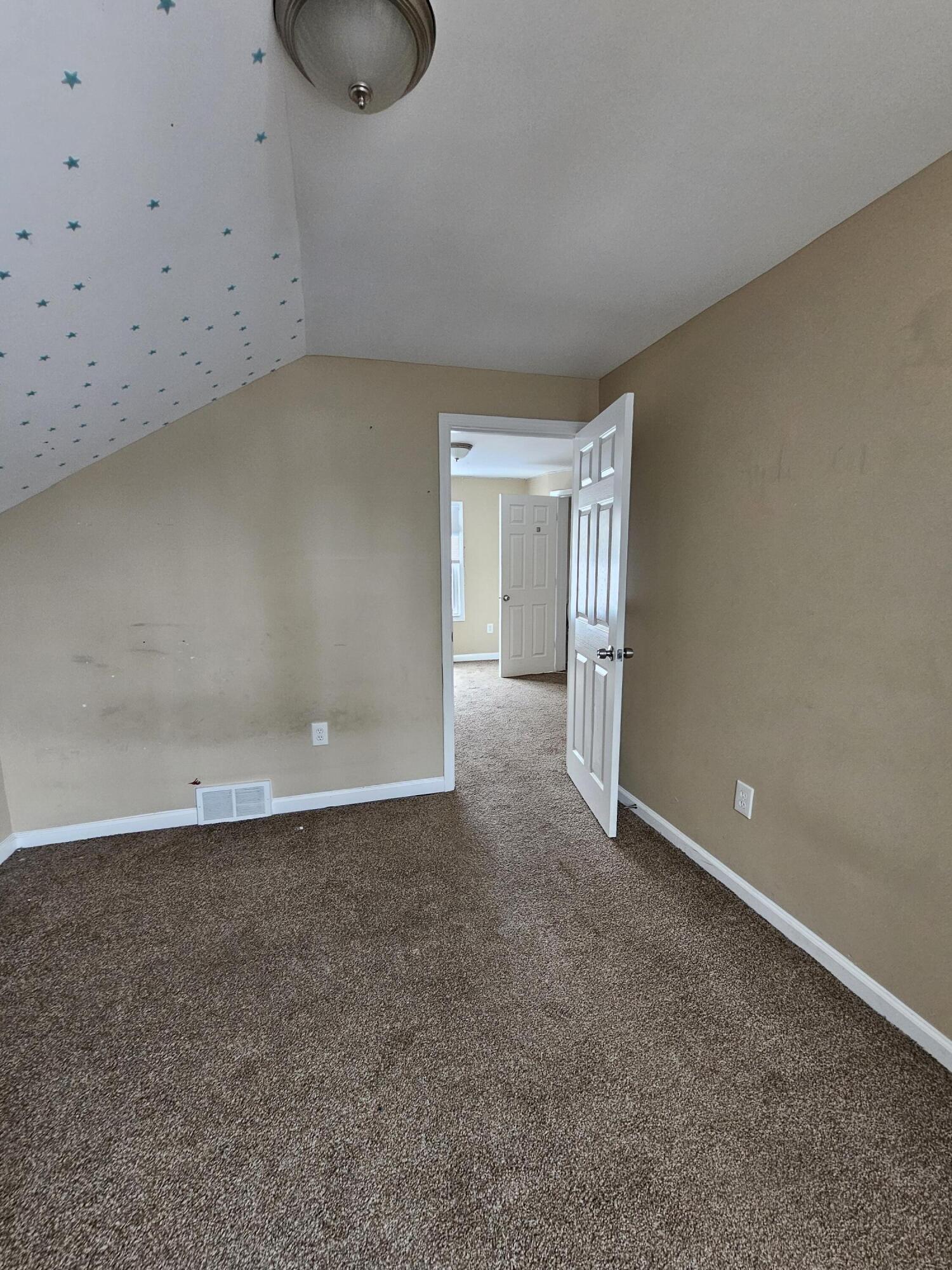 12066 Minden Avenue Detroit, MI 48205 - Photo 12 of 21 1000041570